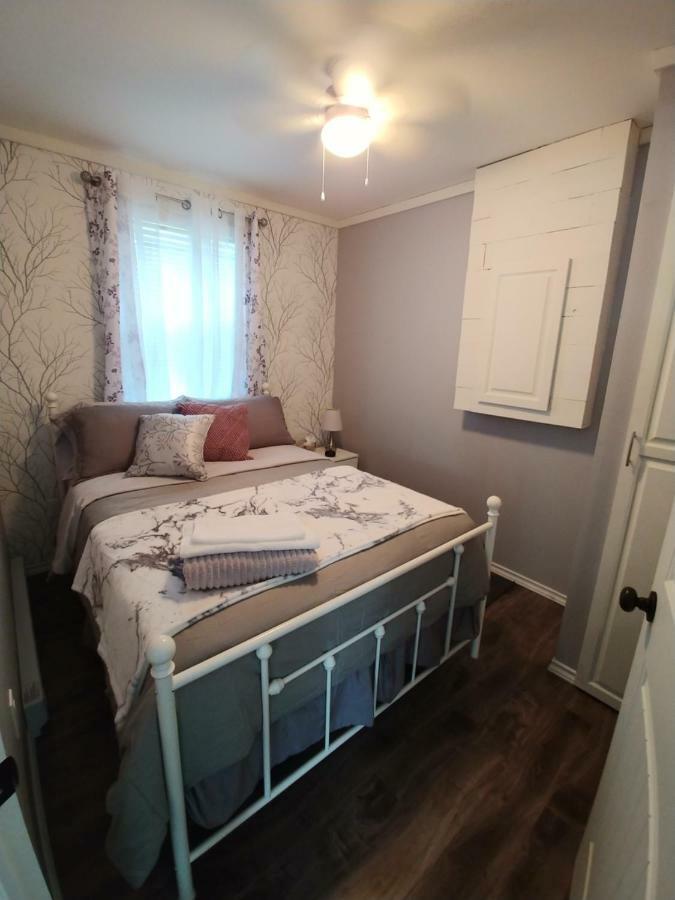 Lavenia Rose Cottages, Sunrise Cottage Catalina 외부 사진