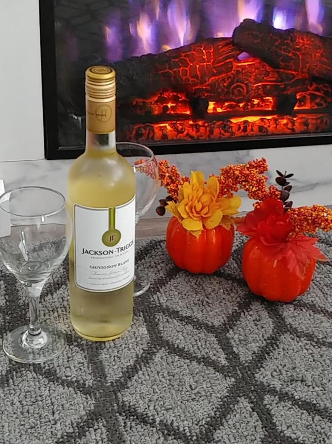 Lavenia Rose Cottages, Sunrise Cottage Catalina 외부 사진
